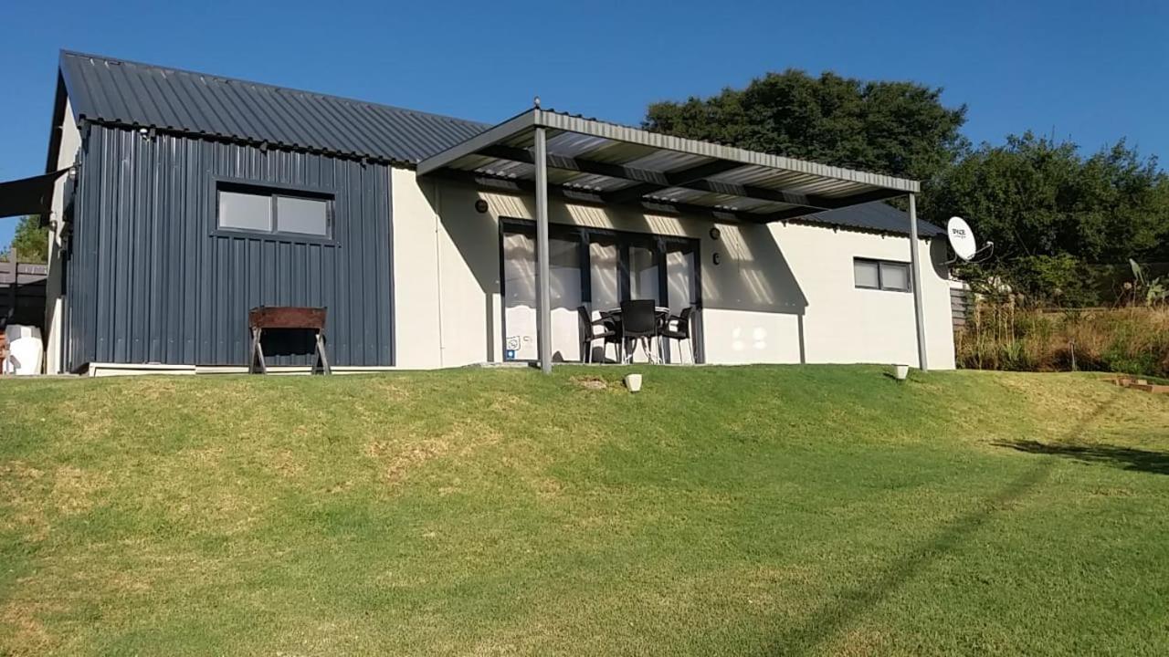 Lola'S Self Catering Accommodation Clarens Ngoại thất bức ảnh