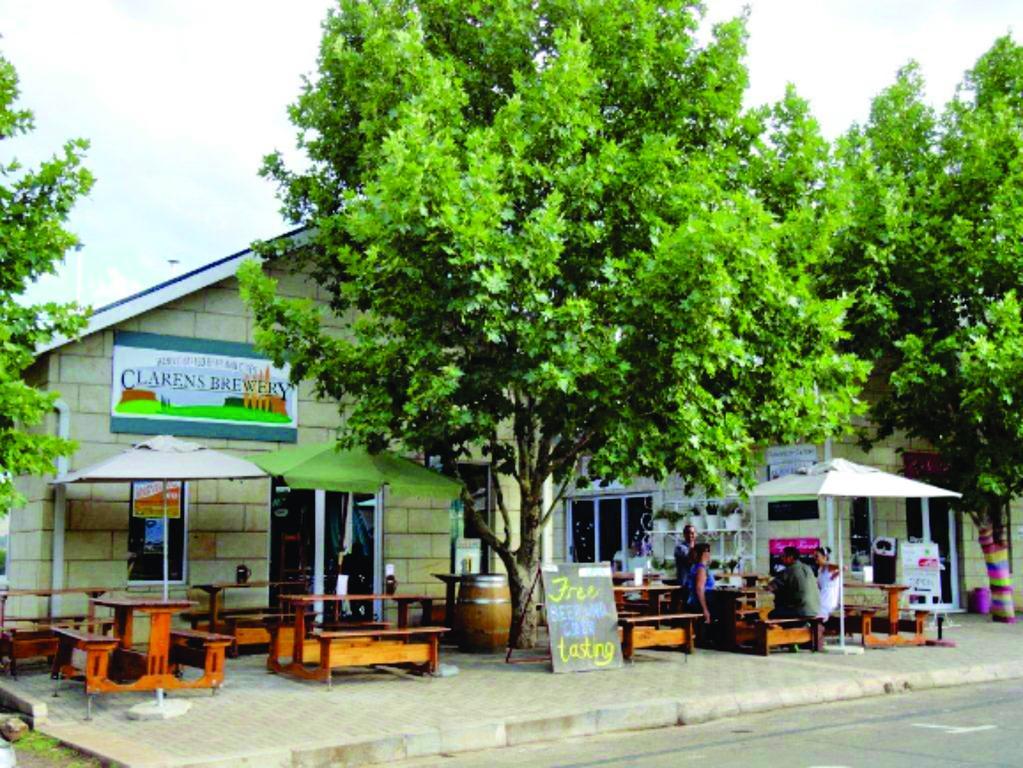 Lola'S Self Catering Accommodation Clarens Ngoại thất bức ảnh