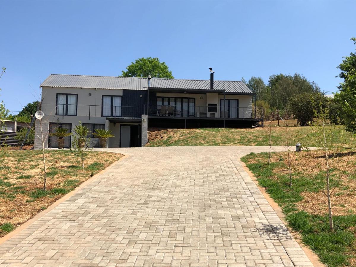 Lola'S Self Catering Accommodation Clarens Ngoại thất bức ảnh