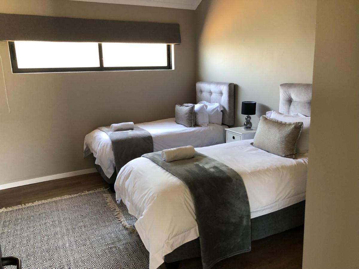 Lola'S Self Catering Accommodation Clarens Ngoại thất bức ảnh